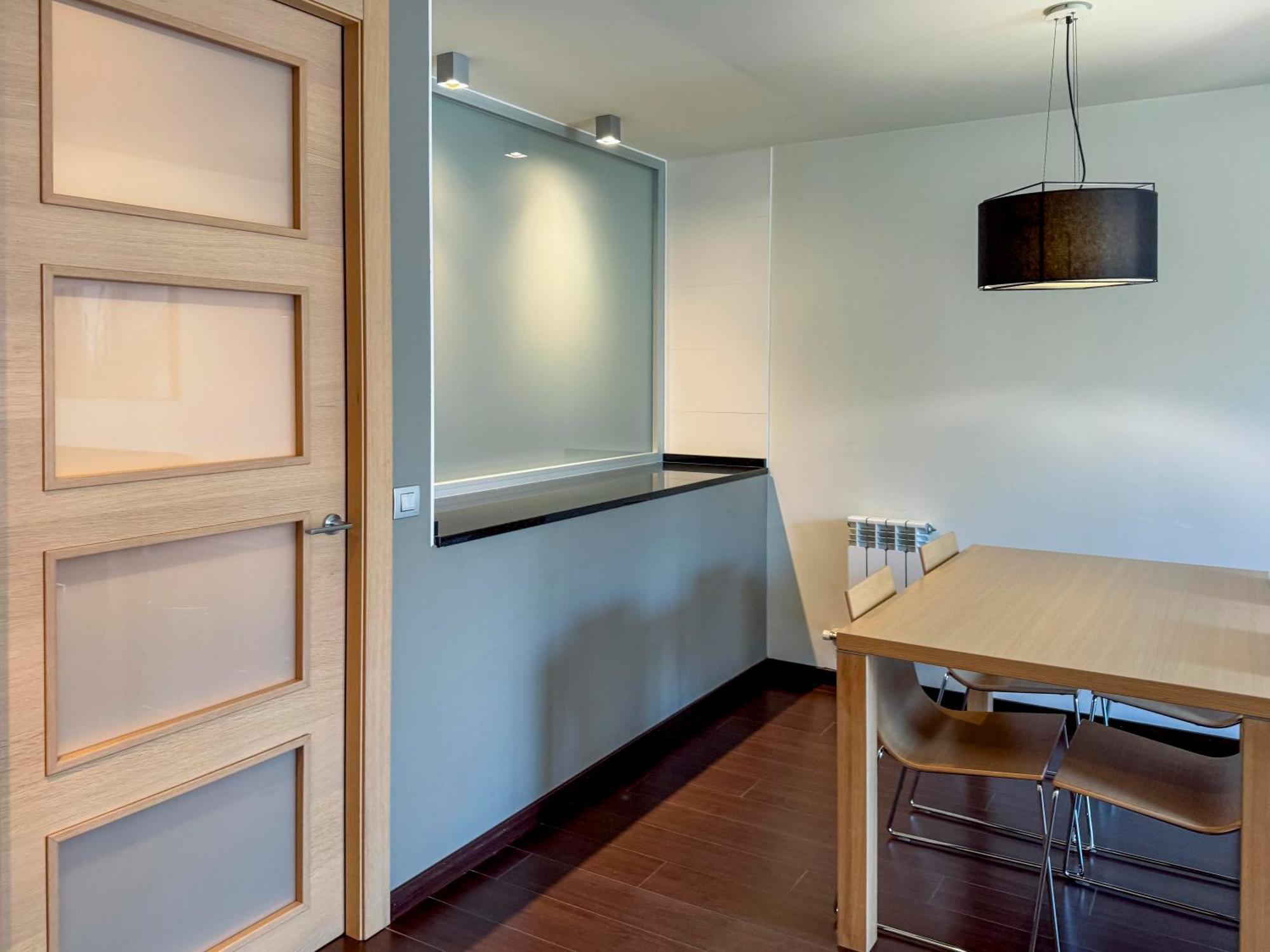 Hotel Jardines De Uleta Suites Vitoria-Gasteiz Esterno foto